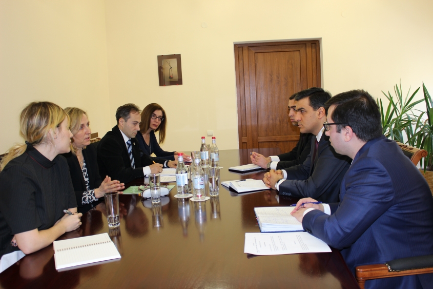 Arman Tatoyan met the representatives of ICRC Delegation